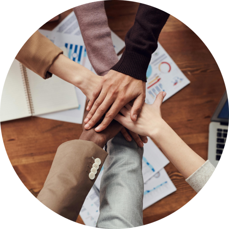 Tým profesionálních spolupracujících pracovníků na Moravě